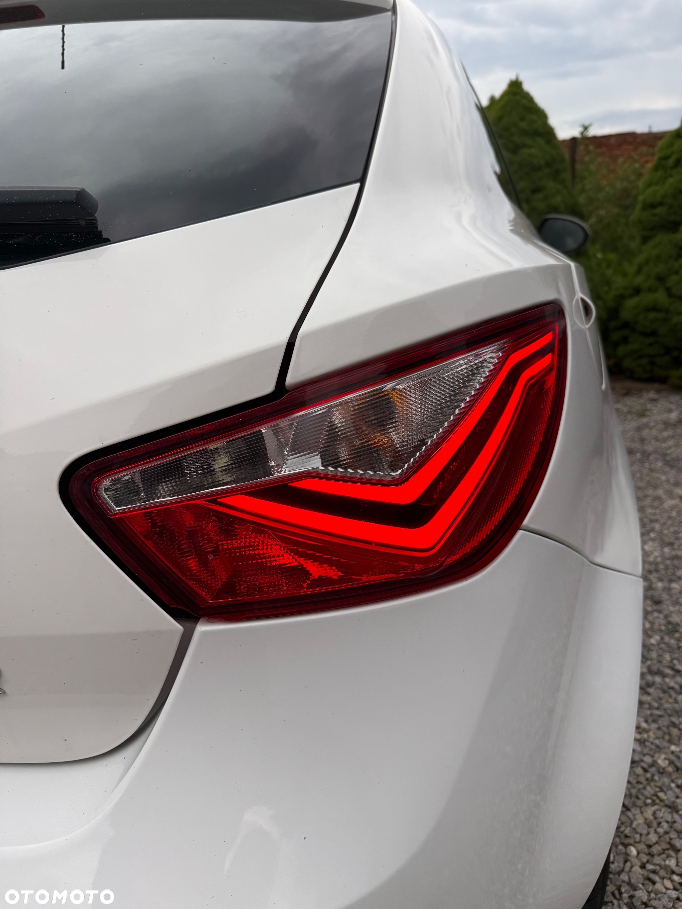 Seat Ibiza SC 1.2 TSI FR - 12