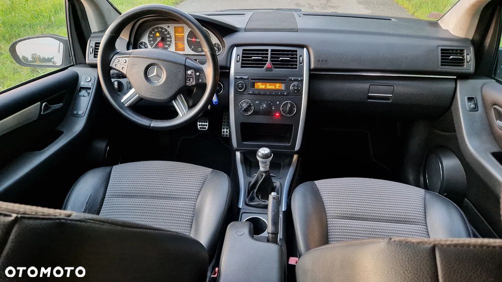 Mercedes-Benz Klasa B 180 CDI - 12