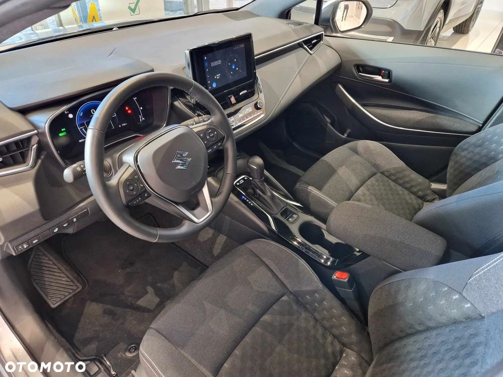 Suzuki Swace 1.8 Hybrid Premium Plus CVT - 5