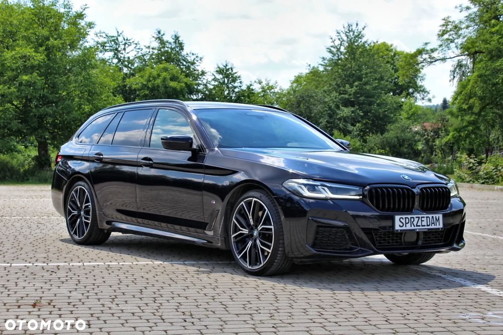 BMW Seria 5 520d xDrive M Sport sport - 9