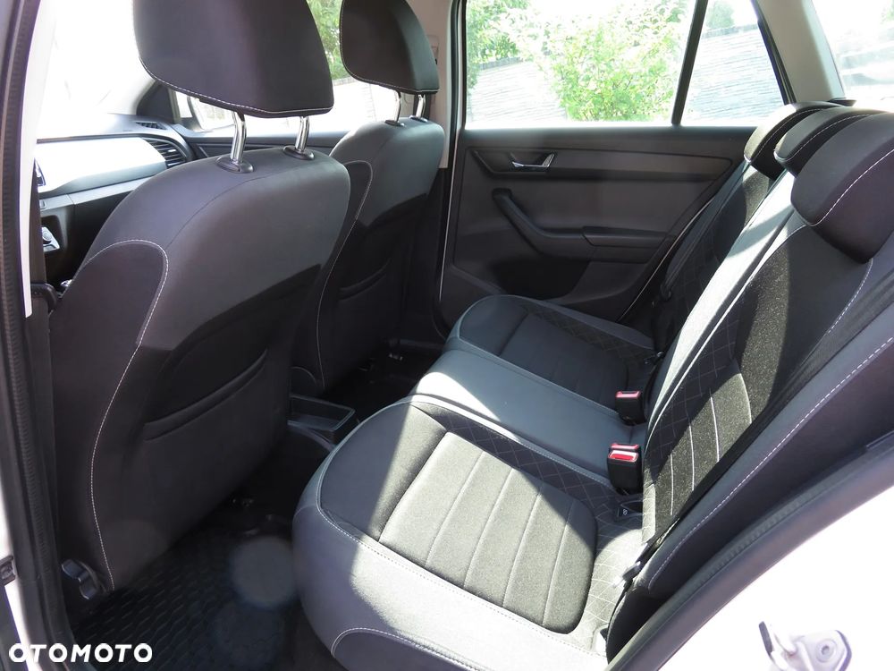 Skoda Fabia 1.0 Ambition Plus - 11