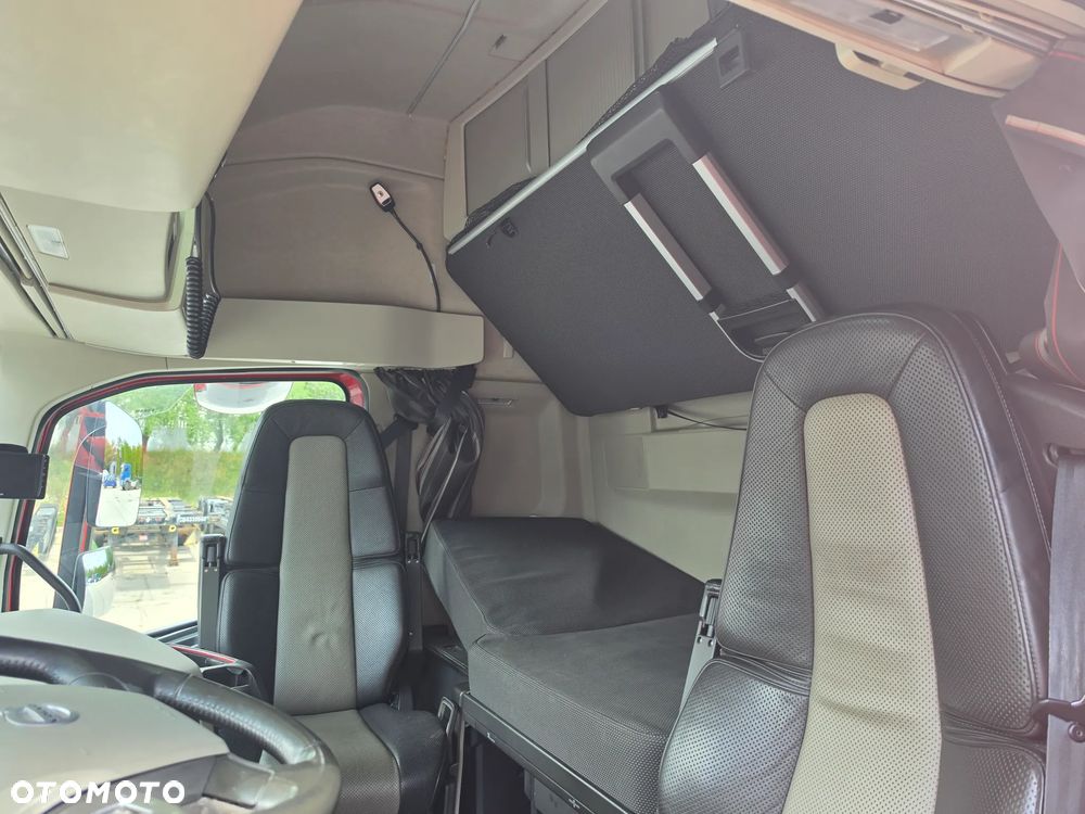 Volvo FH 460 / STANDARD / XXL / i SAVE / EURO 6/ GLOBETROTTER/ / AUTOMAT/SERVIS /2019/ KAMERA/ SKÓRY /PERFEKCYJNY STAN / ZABUDOWY  MIĘDZYOSIOWE/ - 26