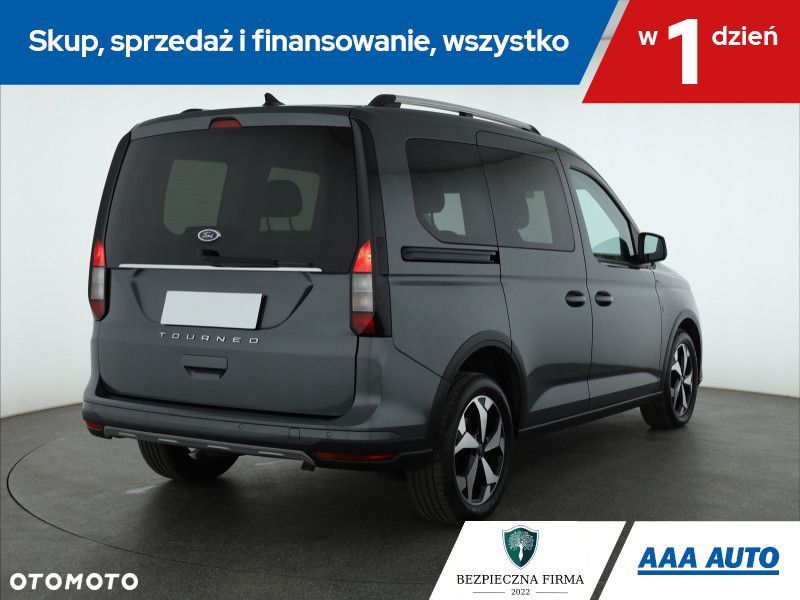 Ford Tourneo Connect - 6