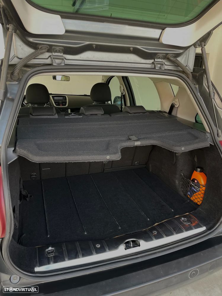 Peugeot 207 SW 1.4 Premium - 17