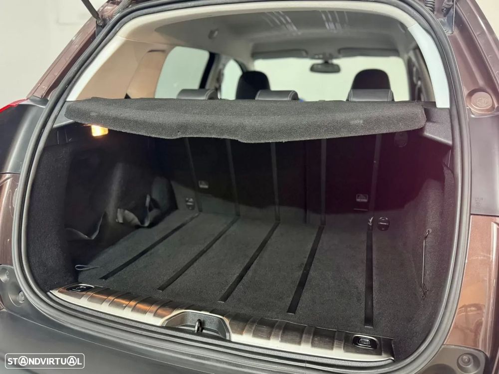 Peugeot 2008 1.6 e-HDi Allure - 58