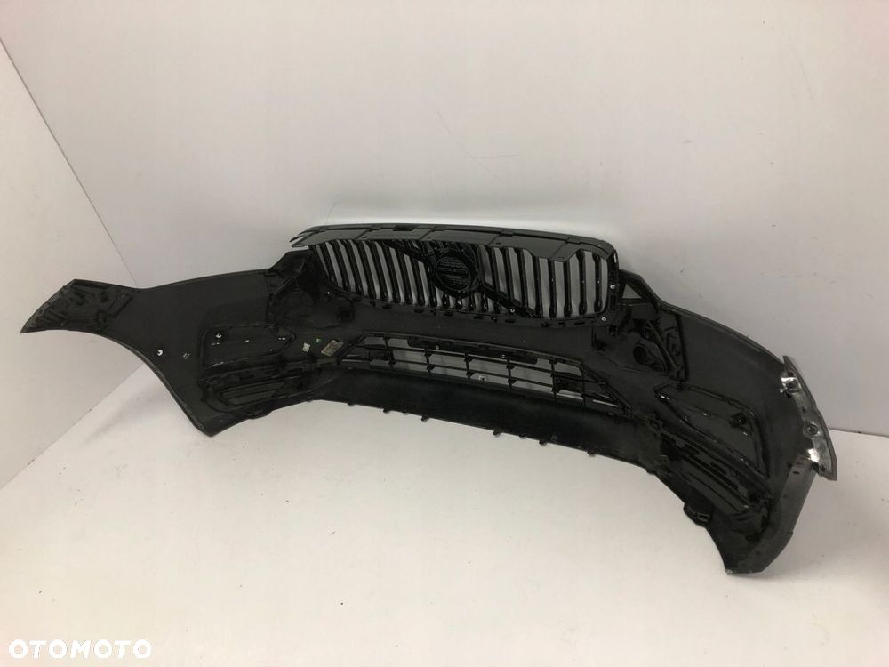 VOLVO XC60 II 2018 PRZED LIFT ZDERZAK PRZEDNI 6XPDC - 6