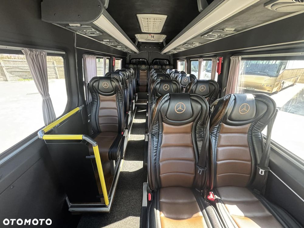 Mercedes-Benz Sprinter 519 - 13