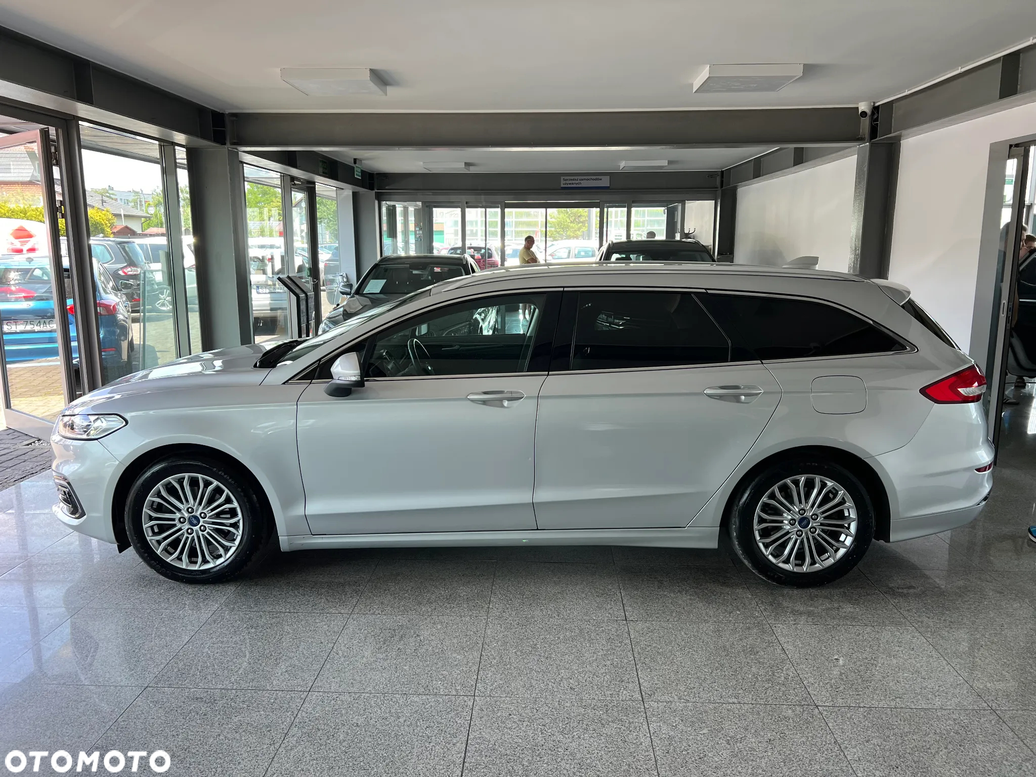 Ford Mondeo 2.0 EcoBlue Titanium - 9