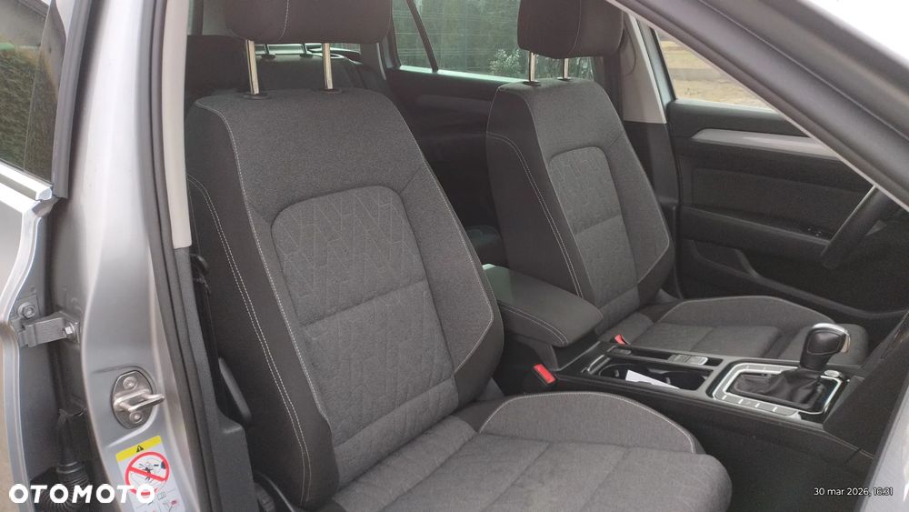 Volkswagen Passat 2.0 TDI Elegance DSG - 14