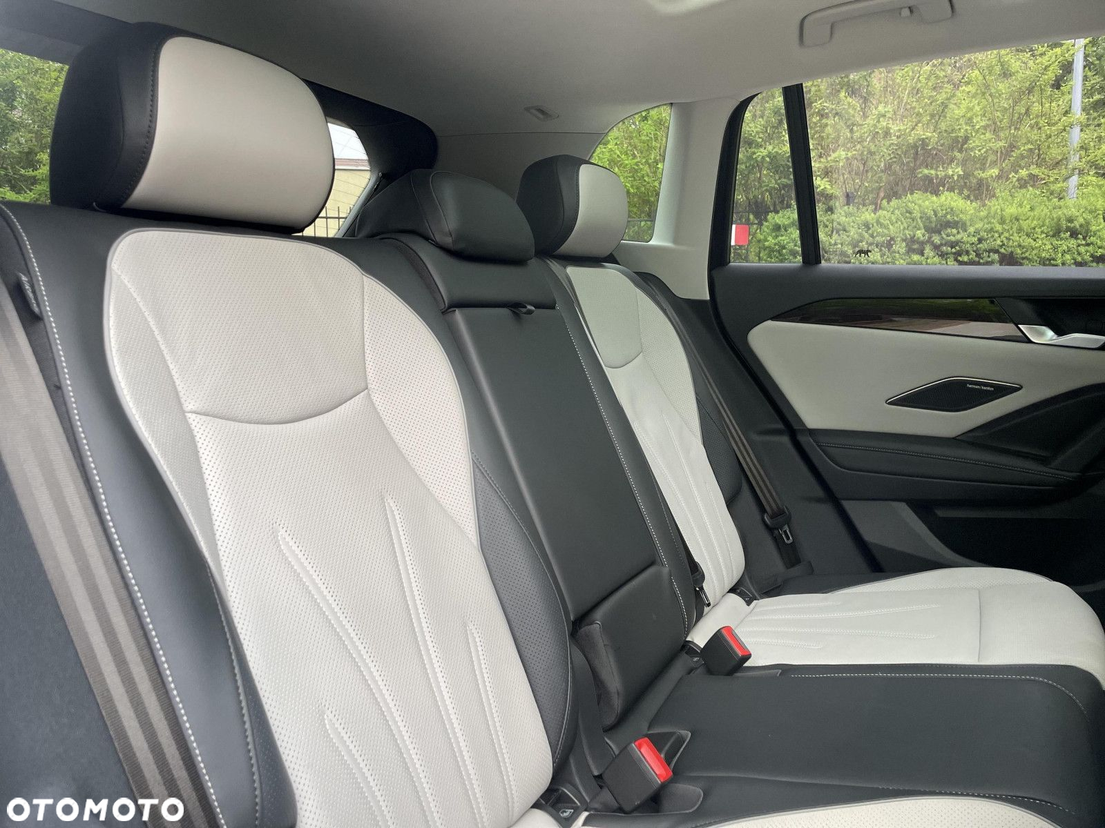 Volkswagen Tiguan - 23