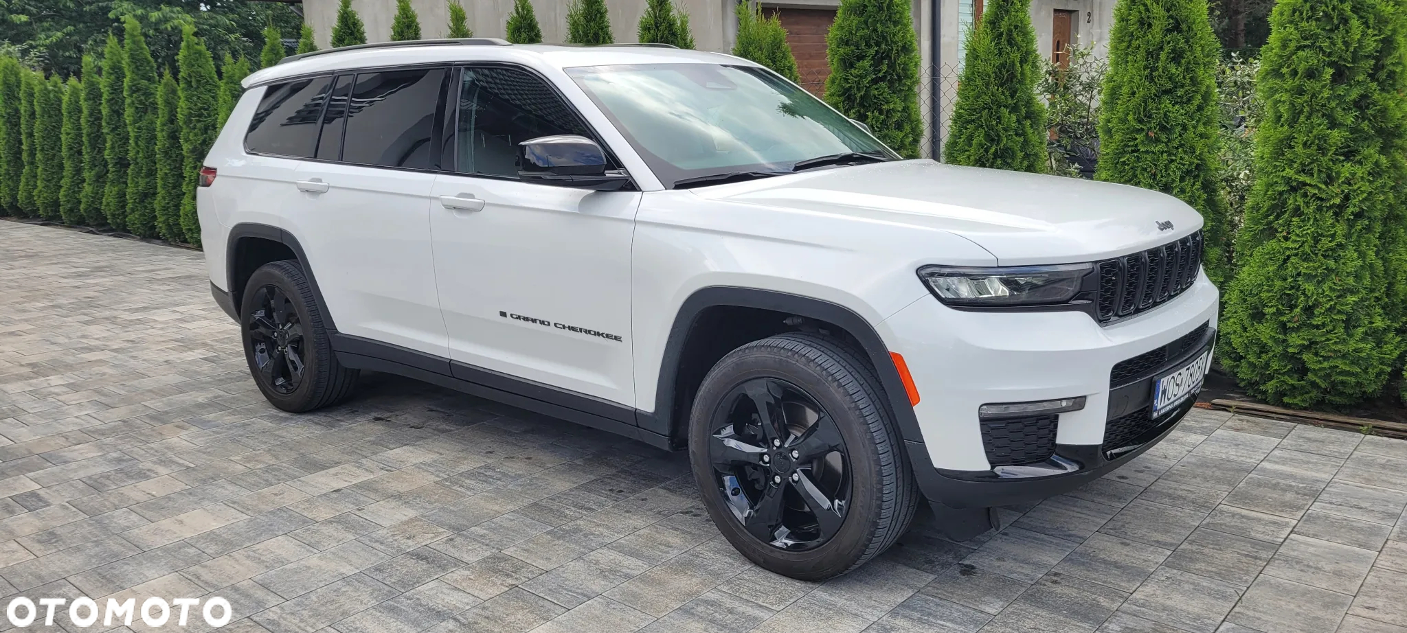 Jeep Grand Cherokee - 8