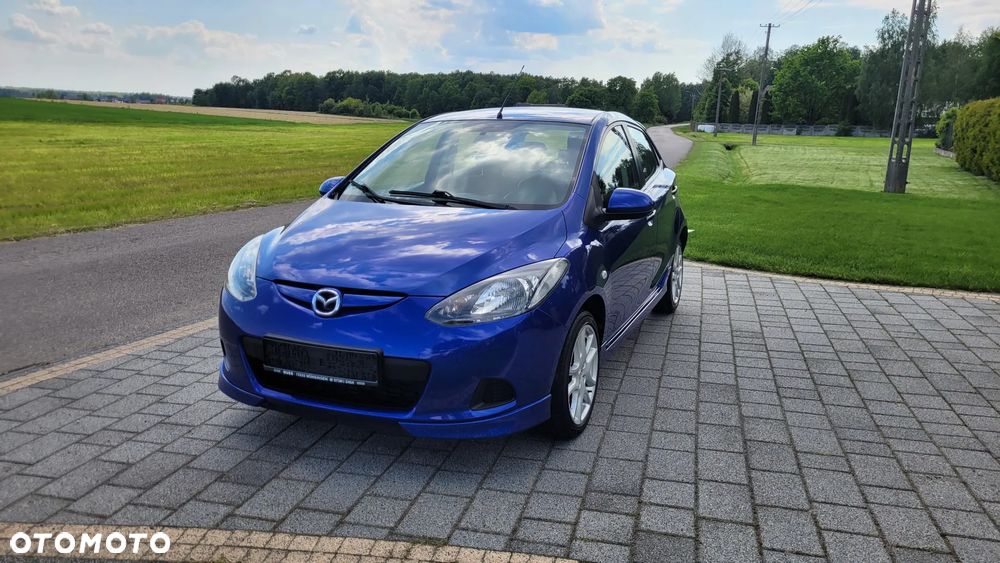 Mazda 2 - 3