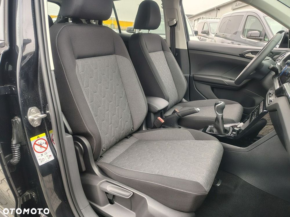 Volkswagen T-Cross - 11