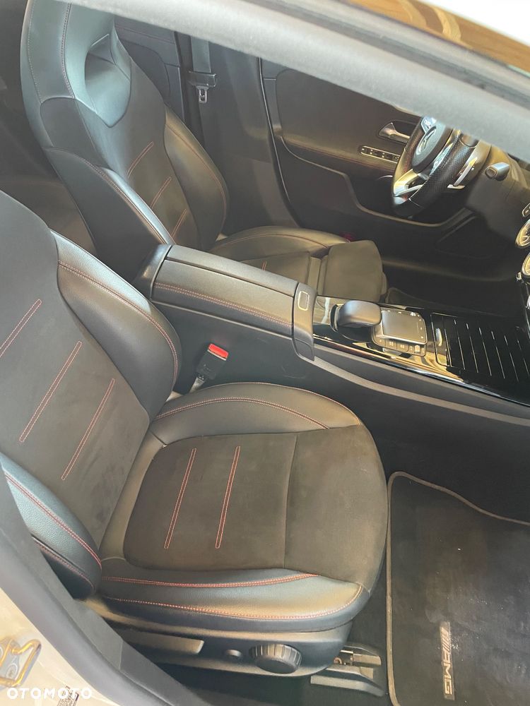 Mercedes-Benz CLA 180 d AMG Line 8G-DCT - 11