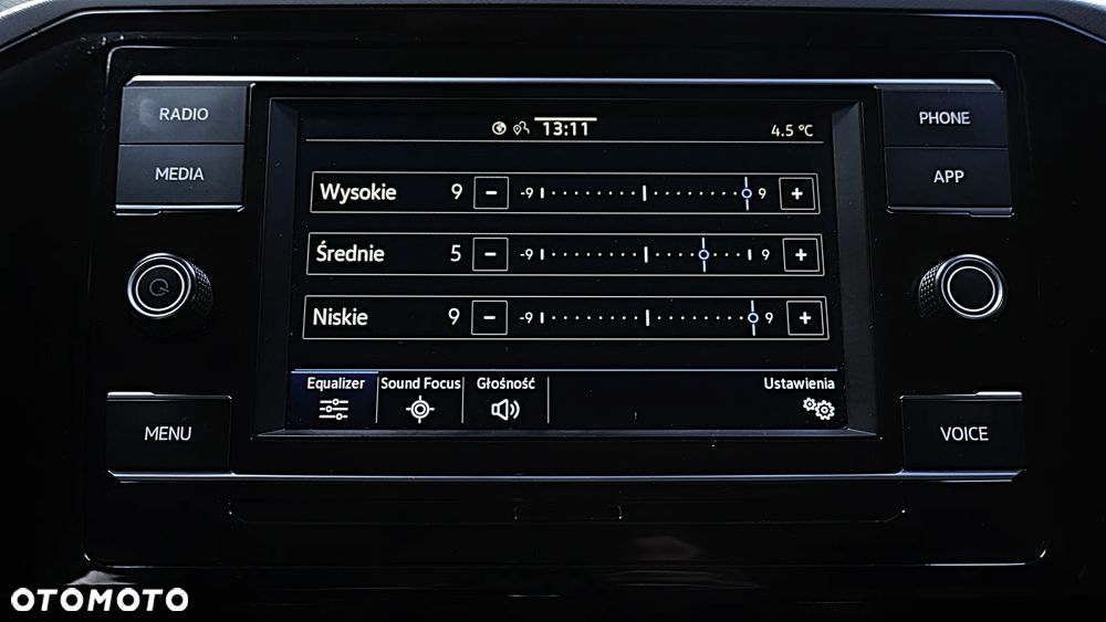 Volkswagen Passat - 22