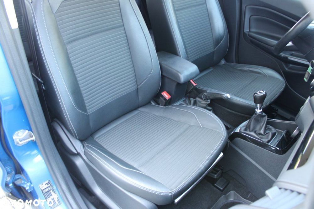 Ford EcoSport - 16