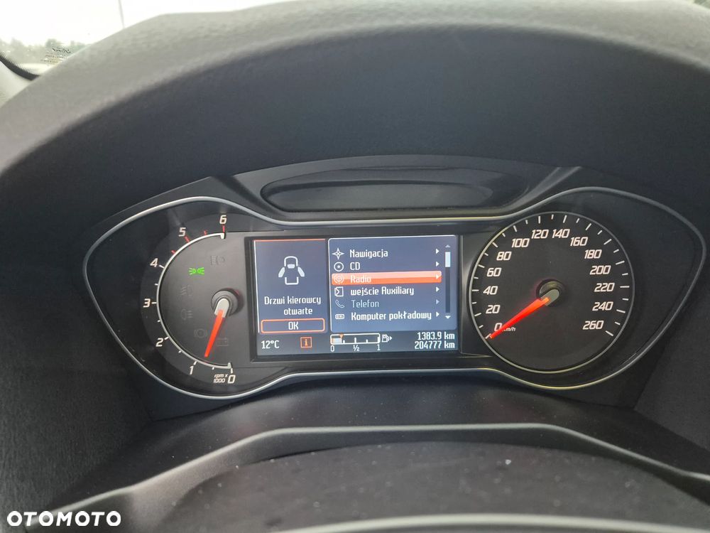 Ford Mondeo 2.0 TDCi Titanium - 12