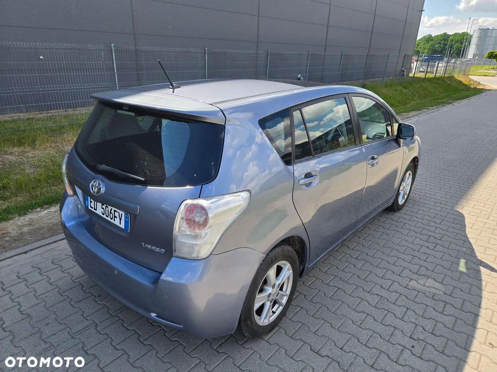 Toyota Verso 1.8 Sol - 5