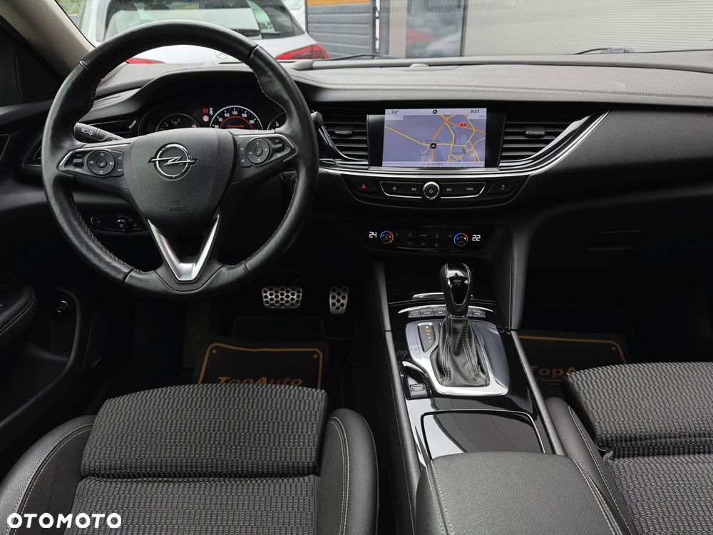 Opel Insignia CT 2.0 T 4x4 Elite S&S - 26