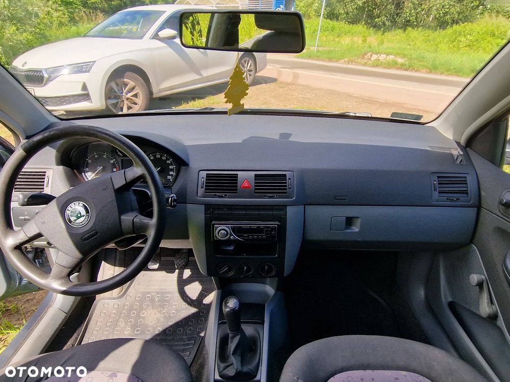 Skoda Fabia - 11