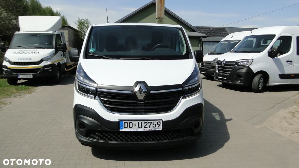Renault Trafic - 2