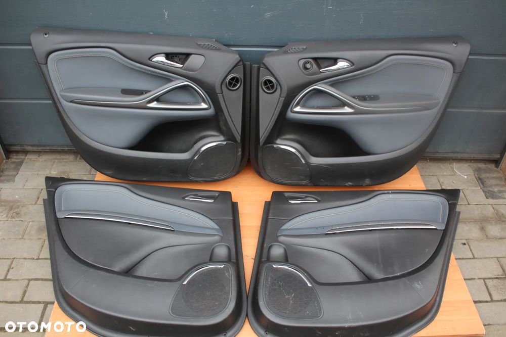 KOMPLET PRZEKŁADKA FOTELE BOCZKI PLASTIKI WYKŁADZINA PASY OPEL ZAFIRA C 7 OSÓB PÓŁSKÓRA - 31