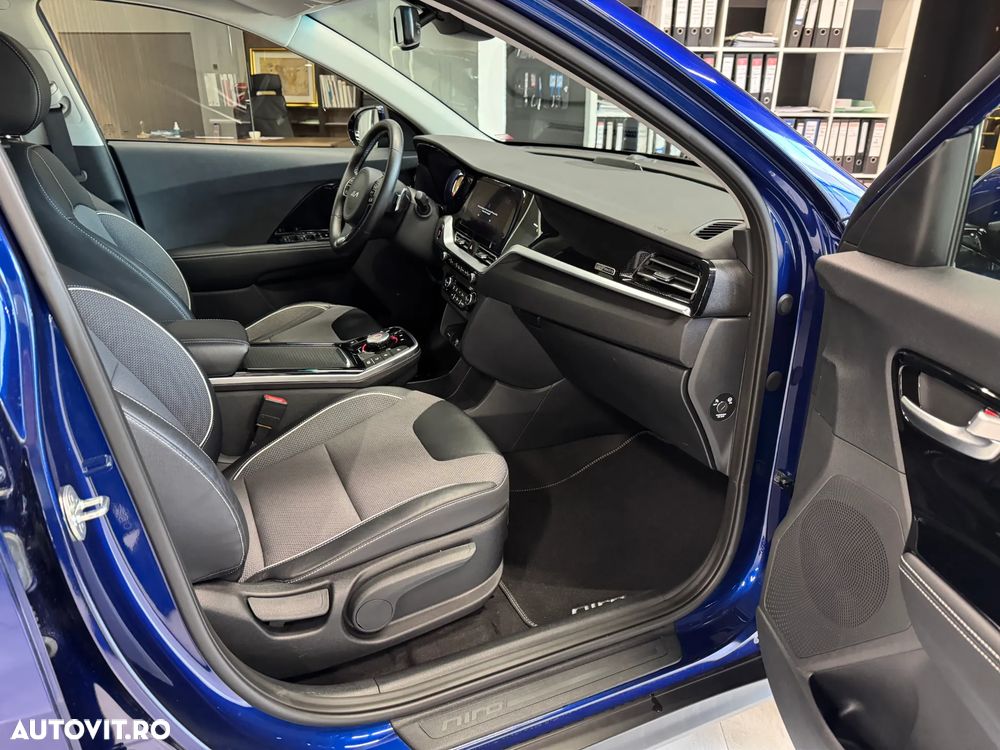Kia Niro e-Niro 100 kW Vision - 10