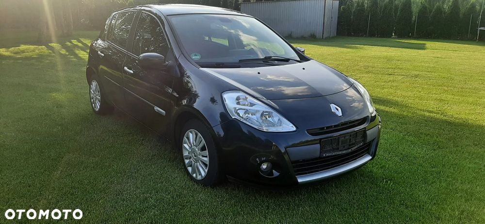 Renault Clio 1.2 16V 75 TomTom Edition - 3
