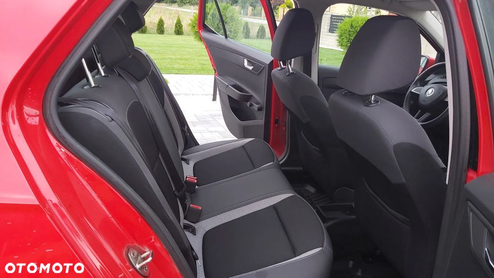 Skoda Fabia 1.2 TSI Active - 10