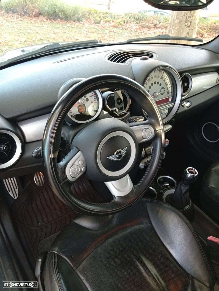 MINI Clubman John Cooper Works - 13