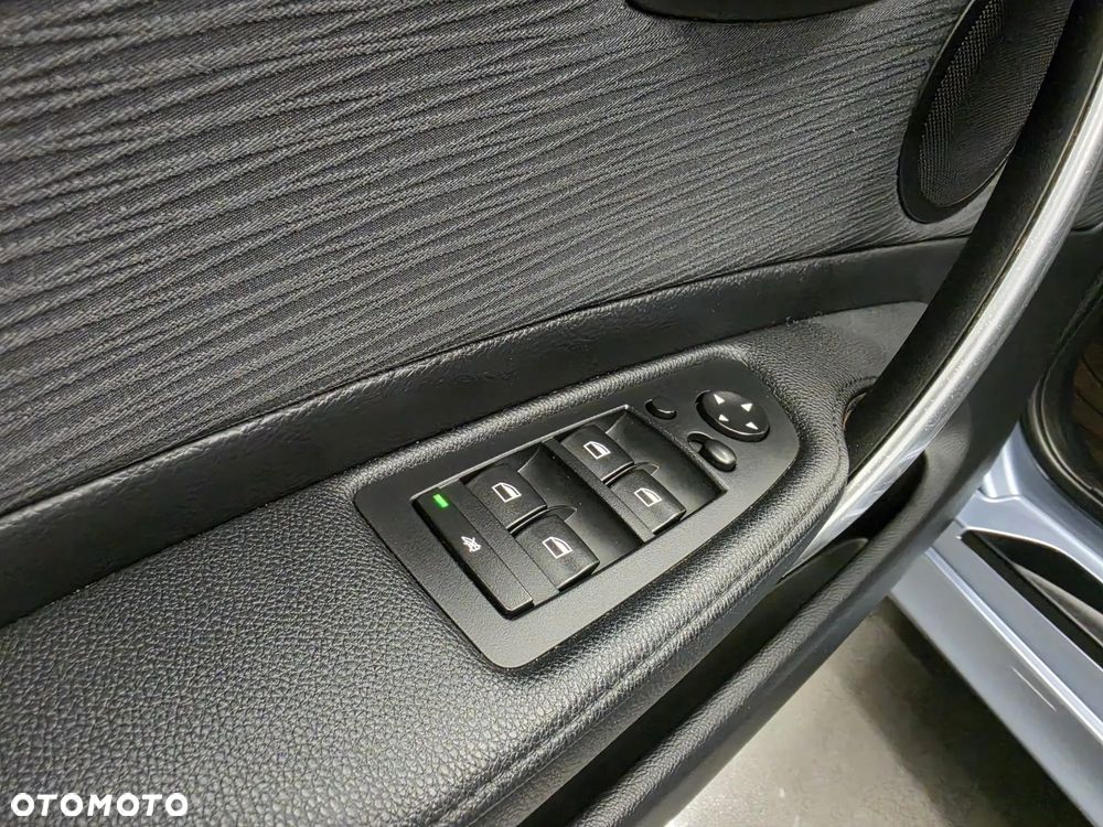 BMW Seria 1 116i Edition Lifestyle - 24