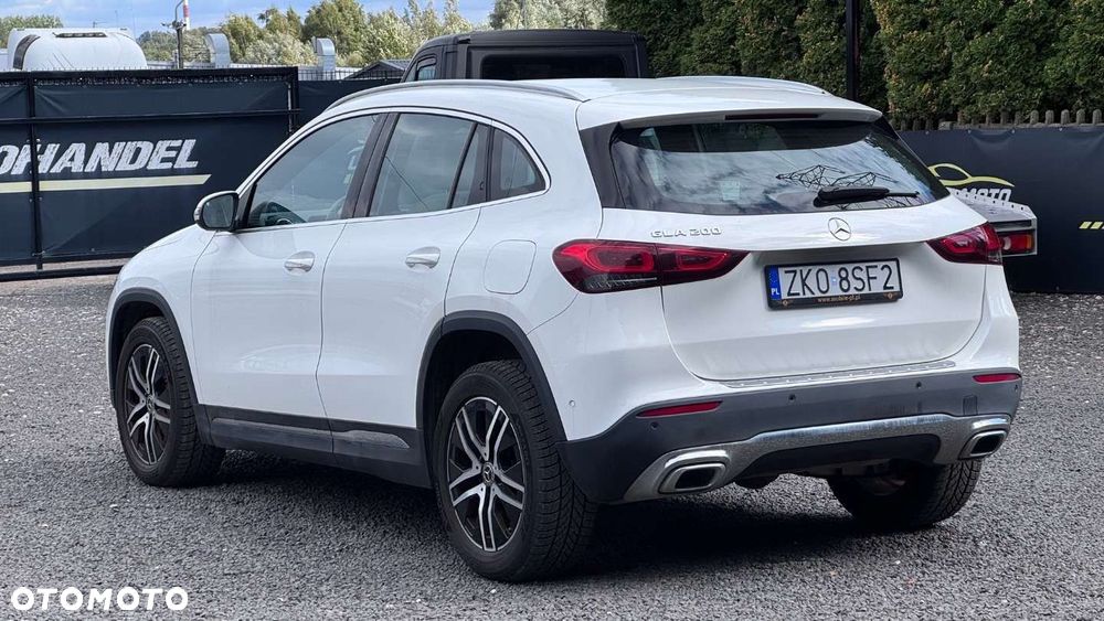 Mercedes-Benz GLA - 7