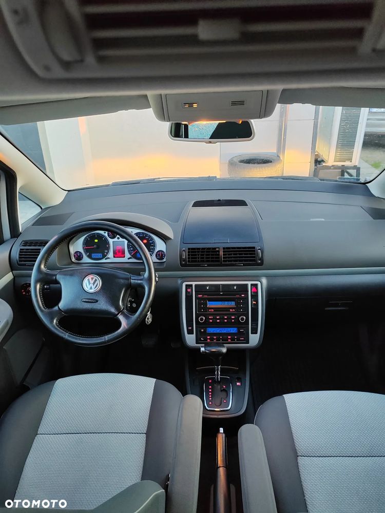 Volkswagen Sharan 1.9 TDI Automatik Freestyle - 13