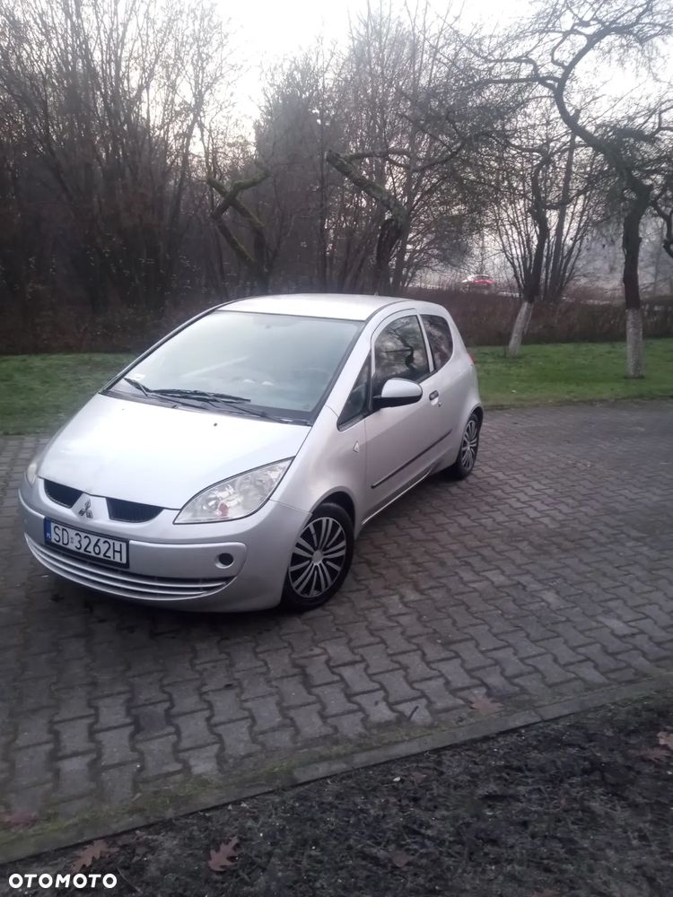 Mitsubishi Colt - 1