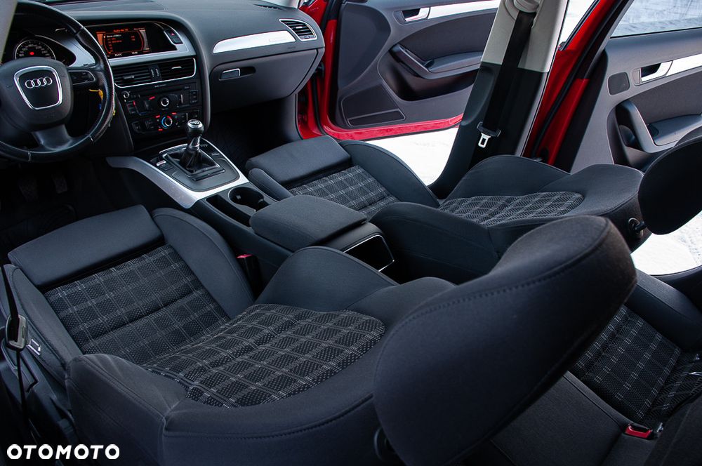 Audi A4 Avant 2.0 TDI DPF quattro Ambition - 23