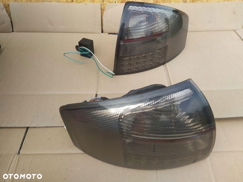 LAMPY TYŁ TYLNE SMOKE LED SEDAN AUDI A6 C5 2.8 V6 - 2