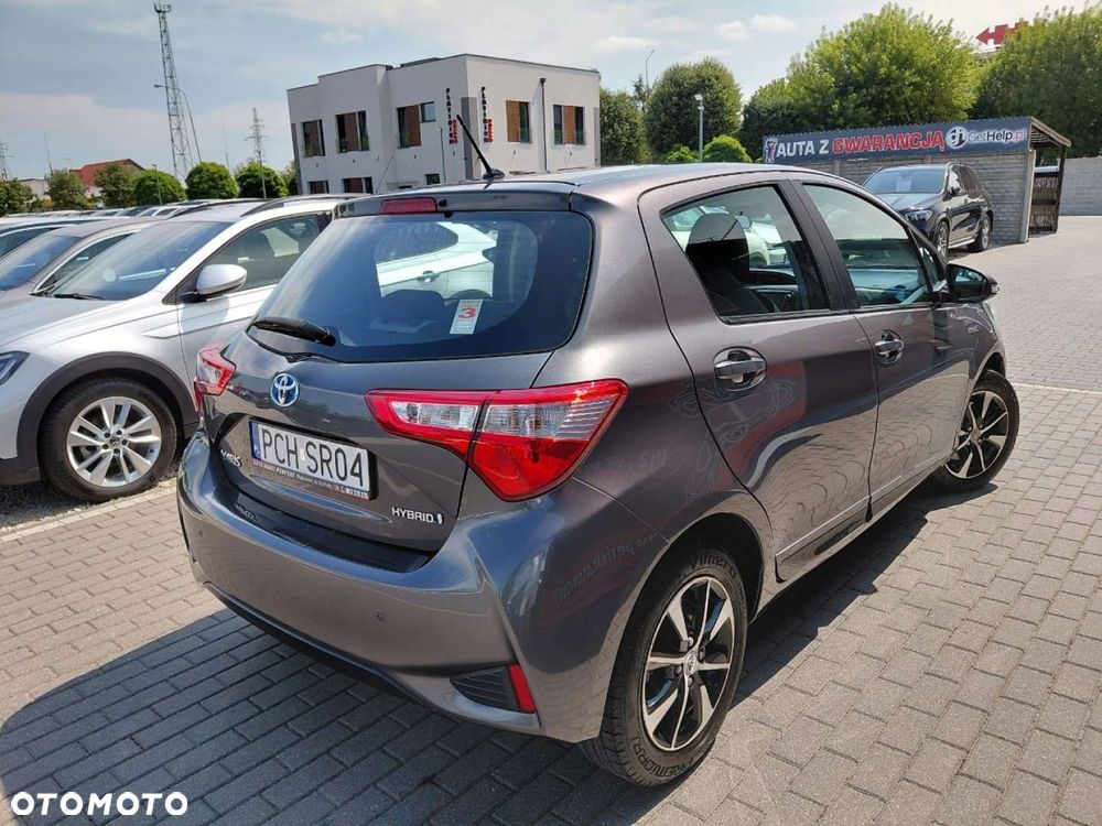 Toyota Yaris - 8
