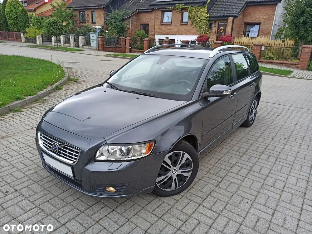 Volvo V50 D5 DPF Momentum - 1