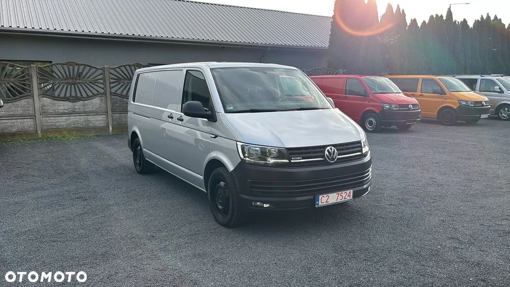 Volkswagen Transporter T6 - 40