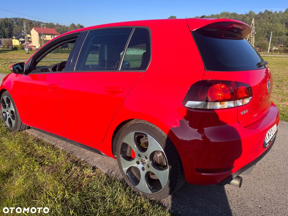 Volkswagen Golf 2.0 GTI - 18