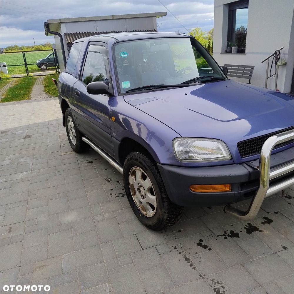Toyota RAV4 2.0 - 6