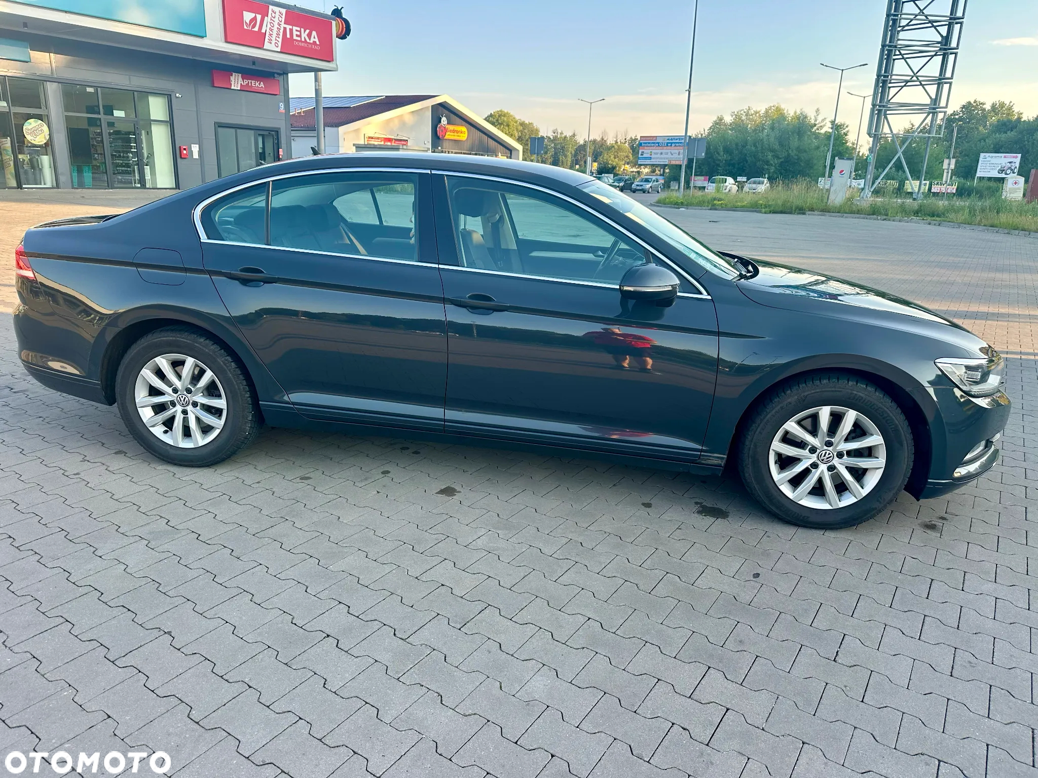 Volkswagen Passat 1.8 TSI BMT Comfortline DSG - 4