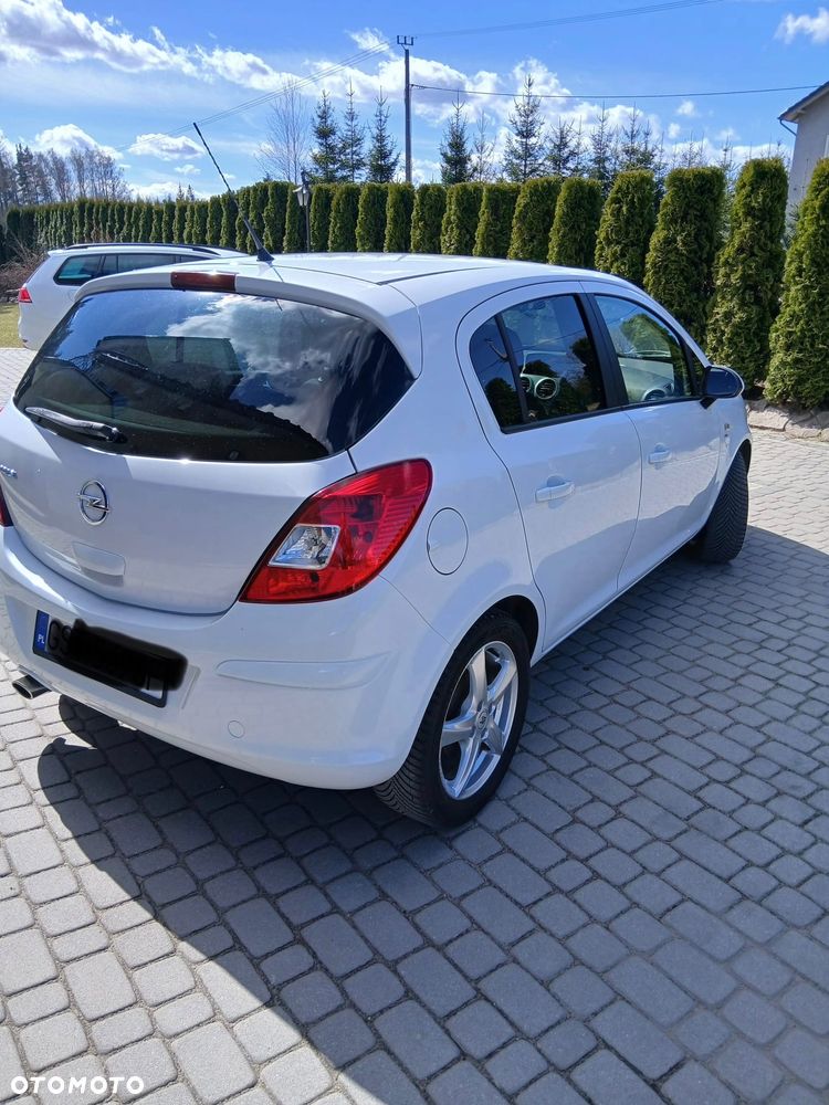 Opel Corsa 1.4 16V Satellite - 6
