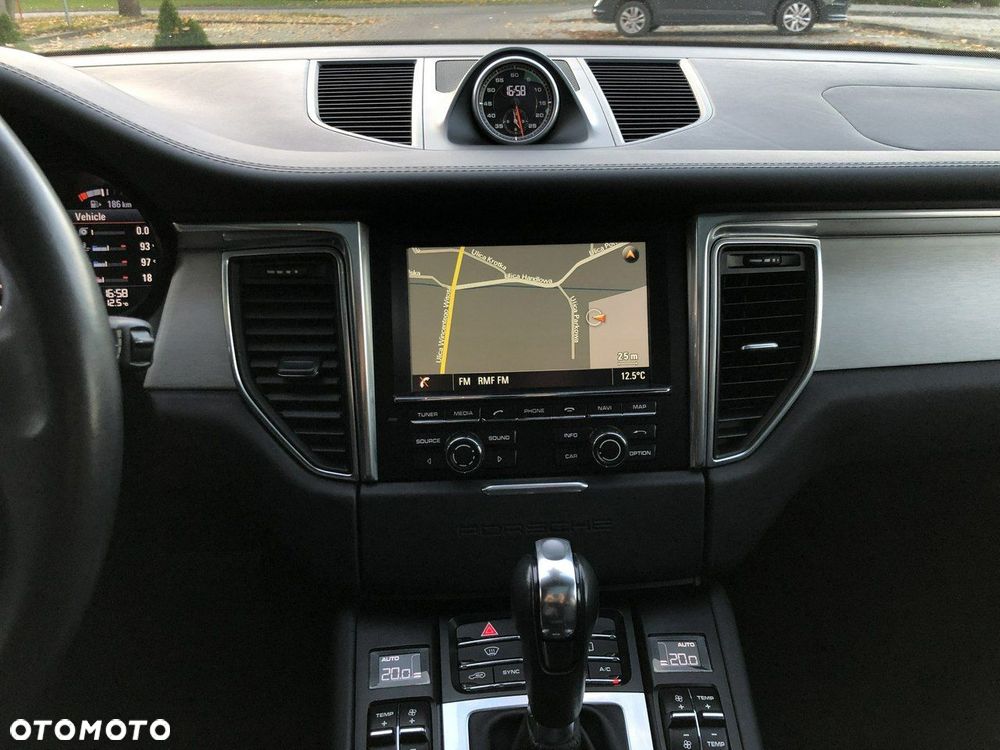 Porsche Macan - 20