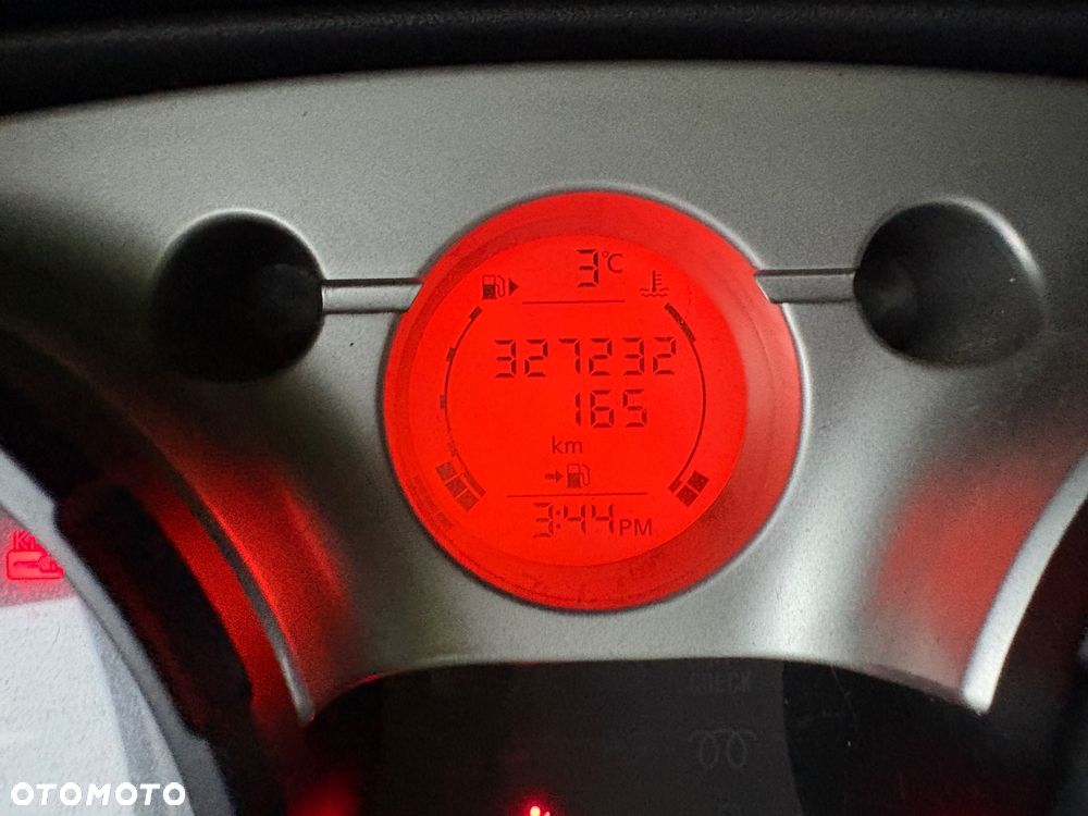 Nissan Qashqai 2.0 dCi 4x4 Tekna - 9