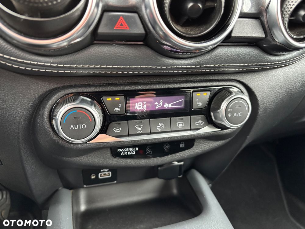 Nissan Juke 1.0 DIG-T Tekna - 32
