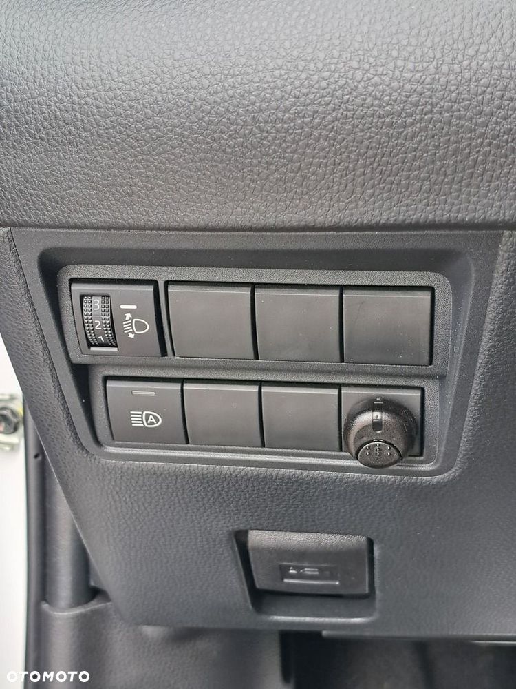 Toyota Yaris Cross Hybrid 1.5 Style - 17