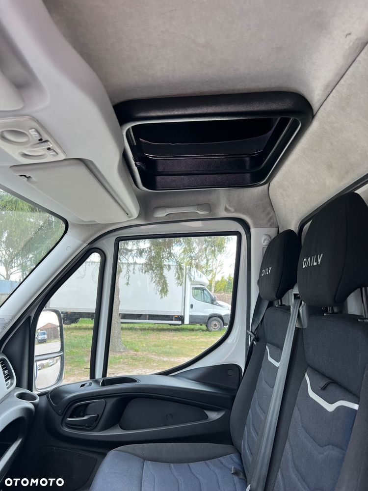 Iveco 35S18 - 12