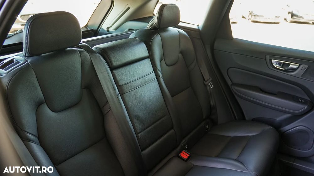 Volvo XC 60 D4 AWD Inscription - 31