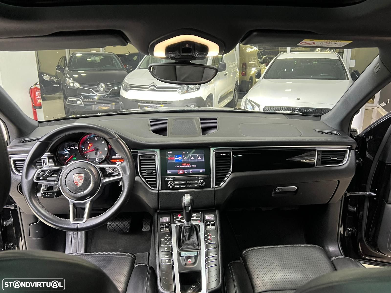 Porsche Macan S - 35